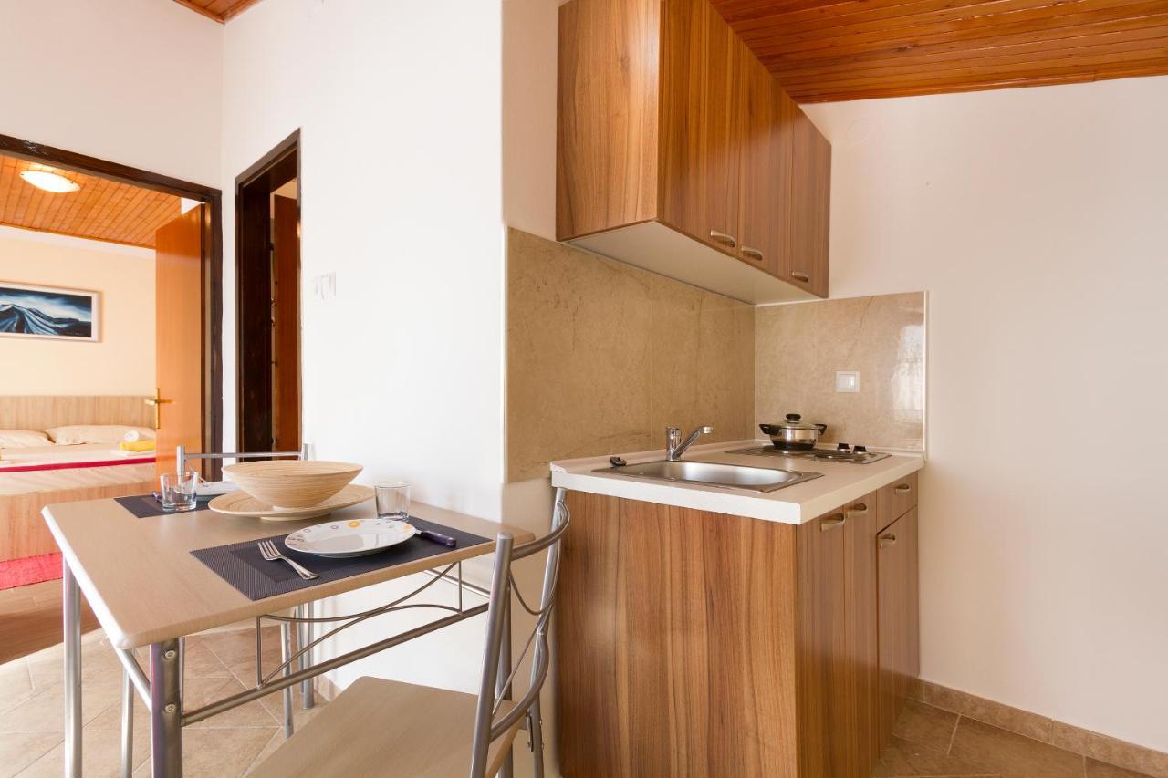 Weis Apartments روفينج المظهر الخارجي الصورة